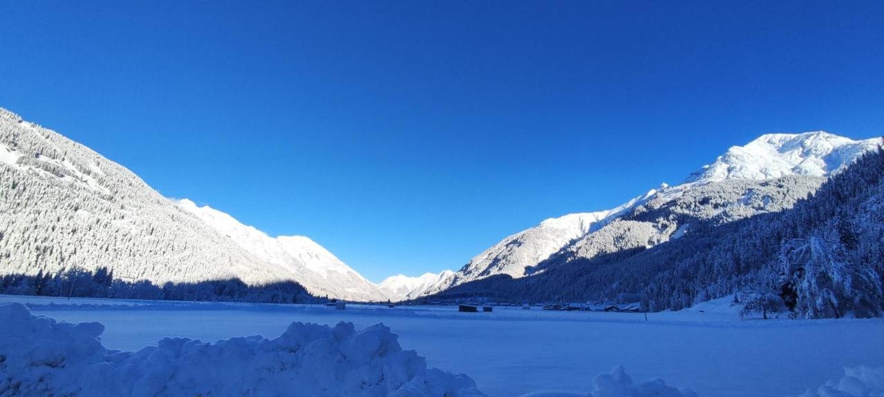 Ferienhaus Lechtaler Alpen Bach  Kültér fotó